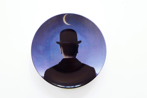 René Magritte Plate Le Maître d’école