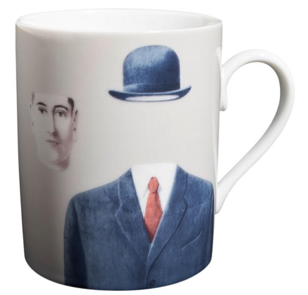 René Magritte Mug Beige Pelerin